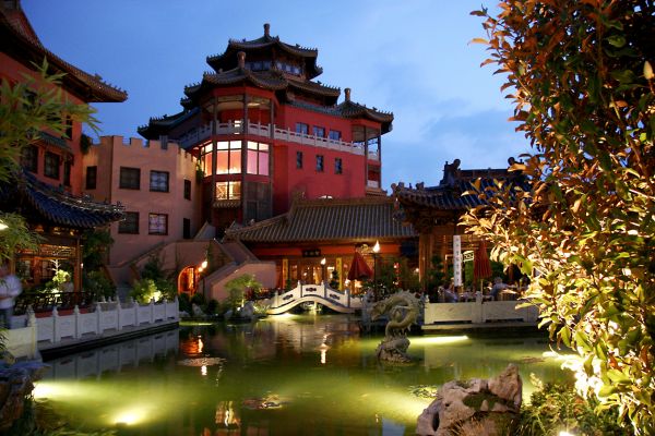 Hotel Ling Bao - Copyright © by 