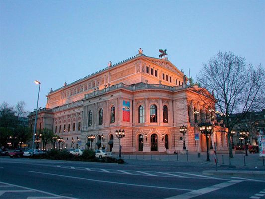 Alte Oper Frankfurt - Copyright © by 