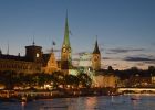 Nachtaufnahme Festival mit Riesenrad