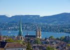 Blick auf das Grossmünster und die Limmat